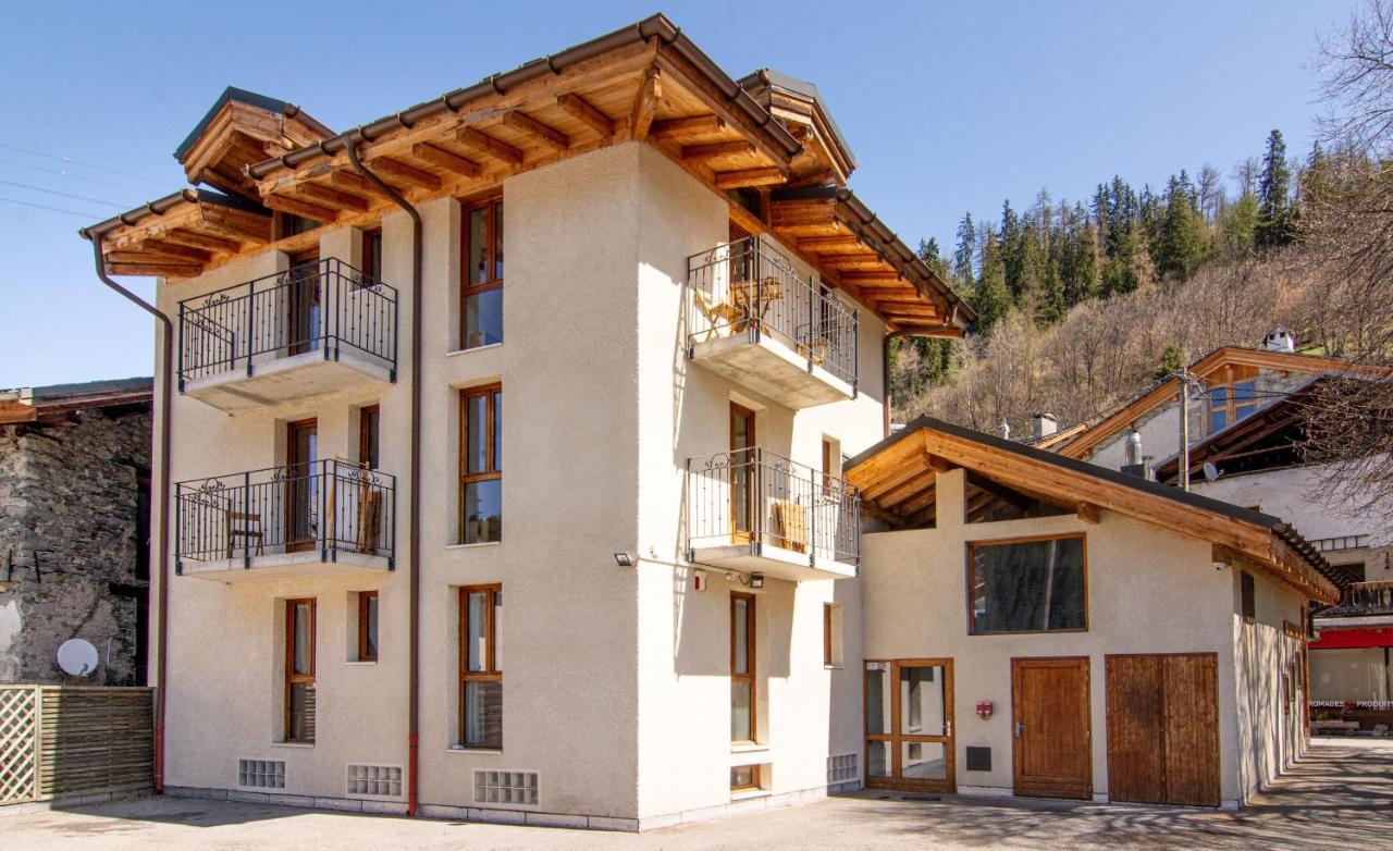 Chalet Hotel La Tarine Пезе-Нанкруа Екстер'єр фото