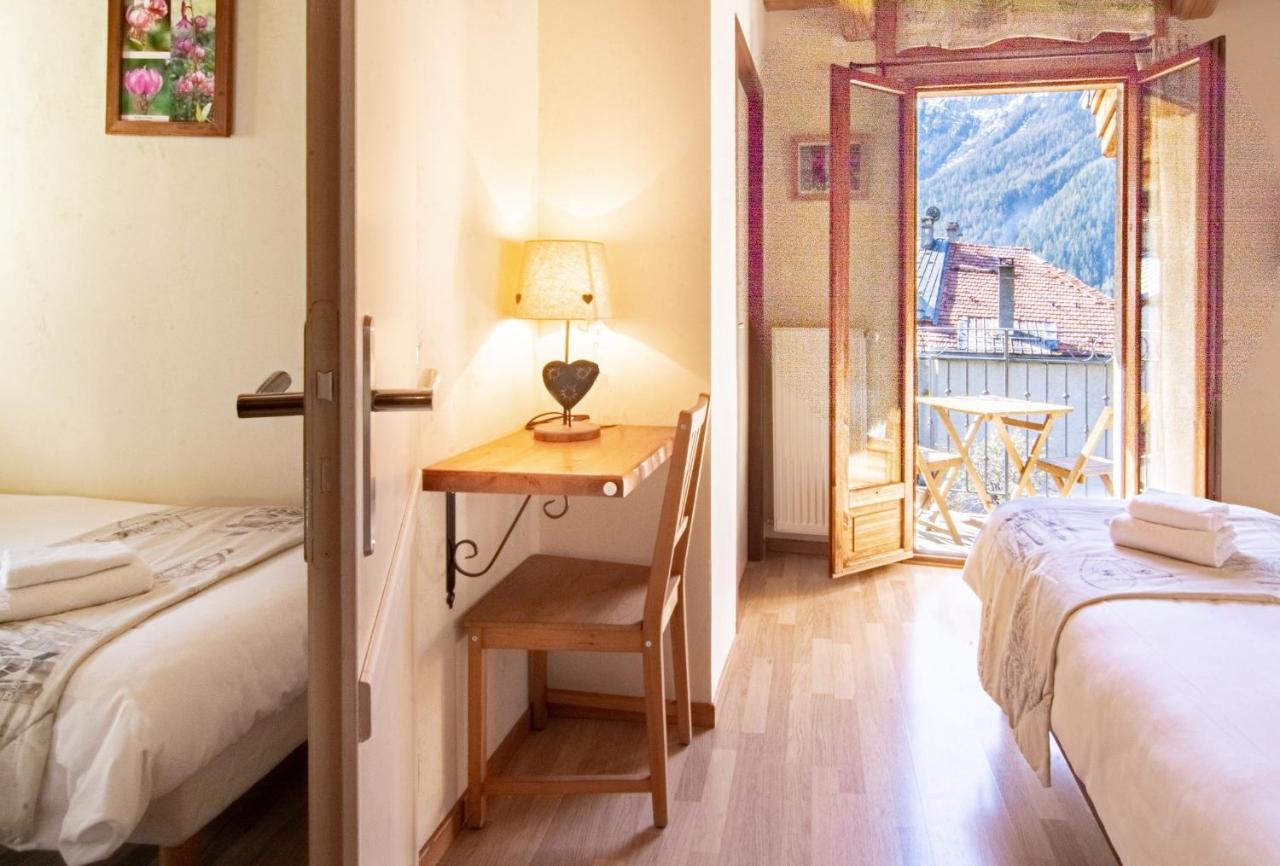 Chalet Hotel La Tarine Пезе-Нанкруа Екстер'єр фото