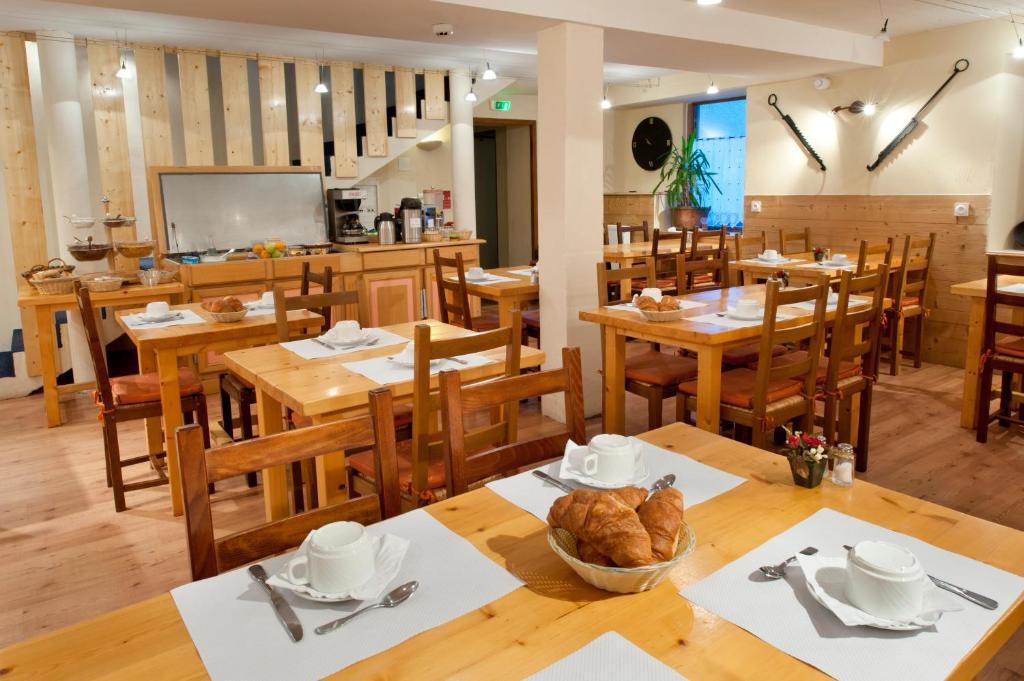 Chalet Hotel La Tarine Пезе-Нанкруа Екстер'єр фото